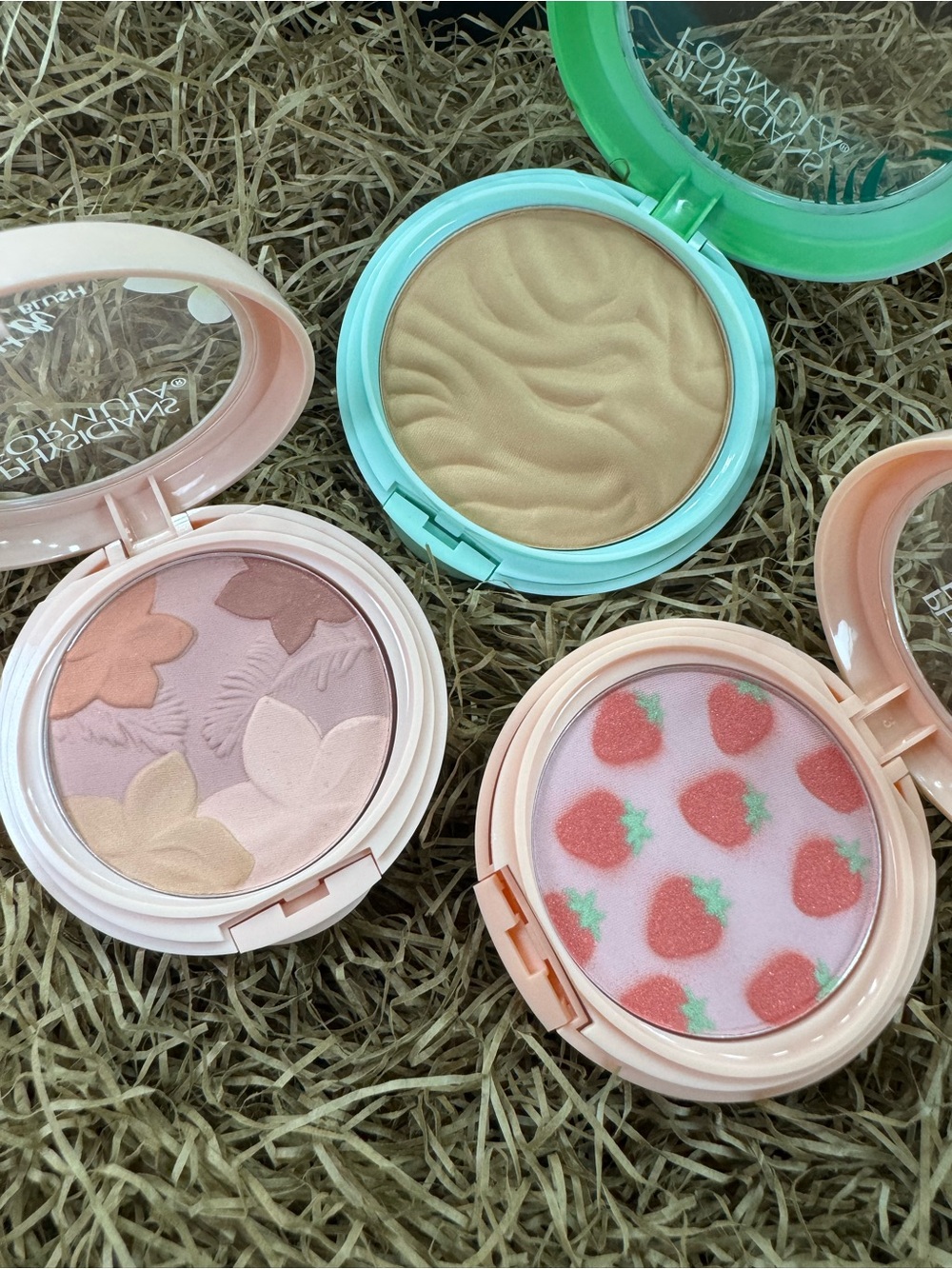 Physicians Formula® Bronzer & Blushes Trio - Picture 2 of 4
